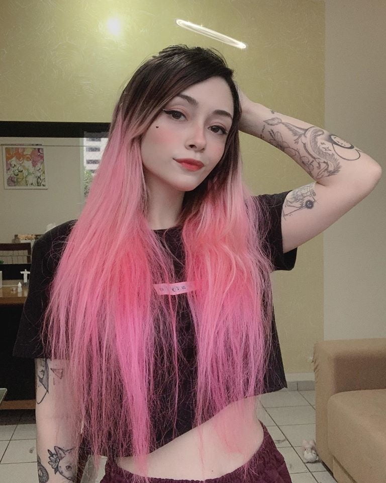 Comente em qual streamer vc quer ver tomar leite #81429299