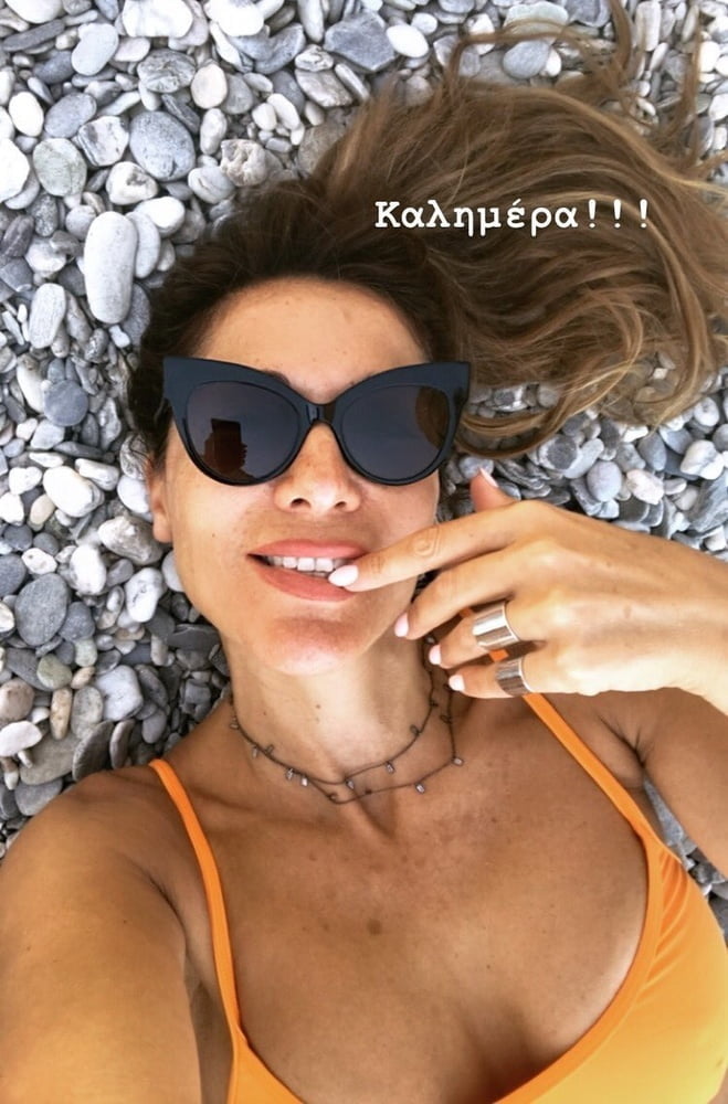 Greek Celebrity Singer : Despina Vandi #98356546