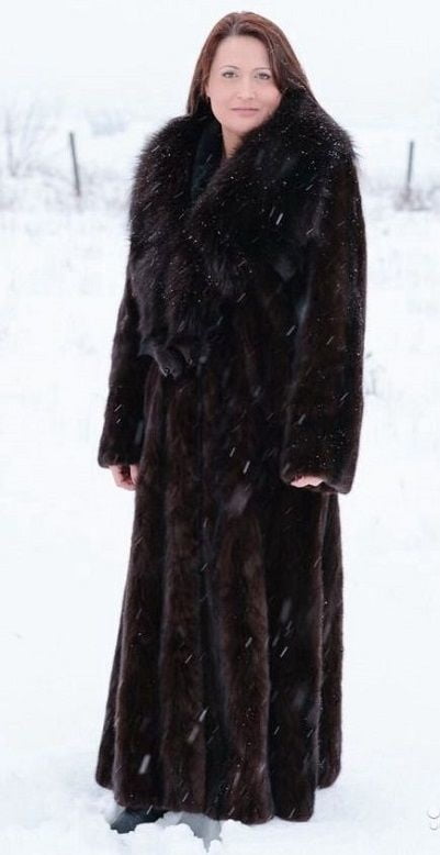 woman in fur coat 22 #101782067