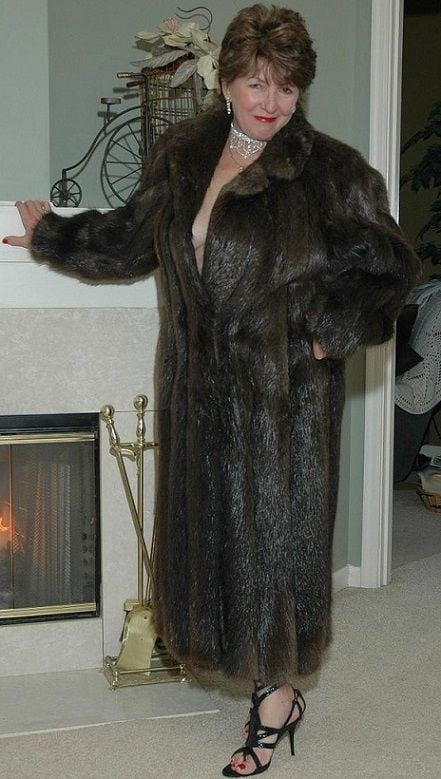 woman in fur coat 22 #101782135