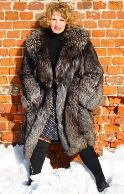 woman in fur coat 22 #101782203