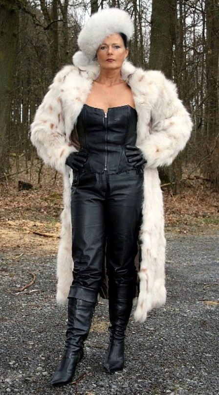 woman in fur coat 22 #101782267