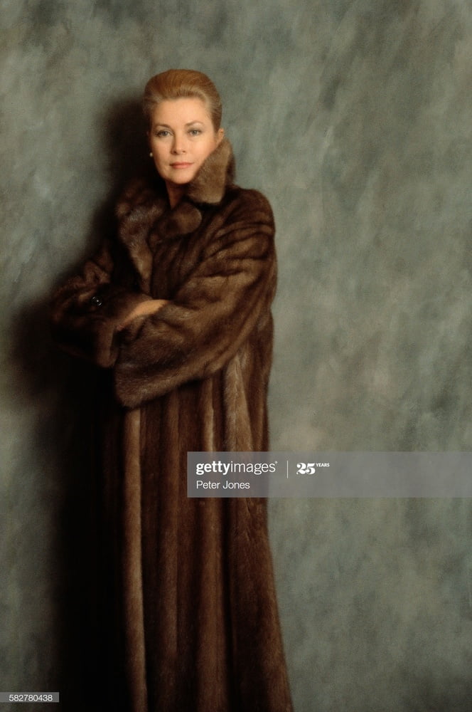 woman in fur coat 22 #101782466