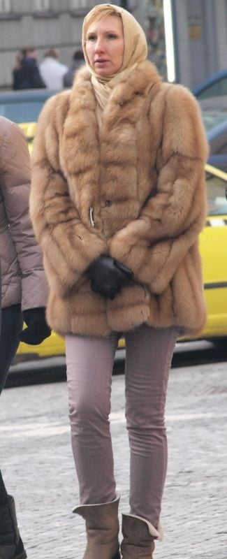 woman in fur coat 22 #101782908