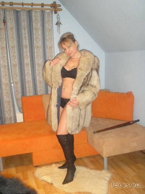 woman in fur coat 22 #101783118