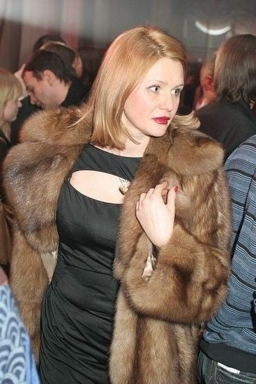 woman in fur coat 22 #101783177