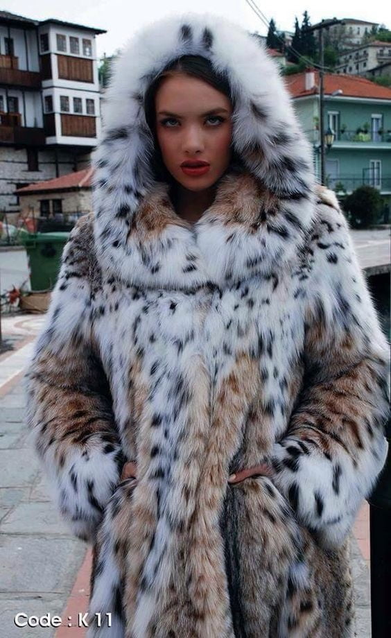 woman in fur coat 22 #101783238