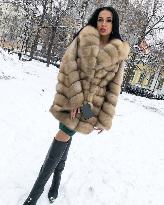 woman in fur coat 22 #101783316
