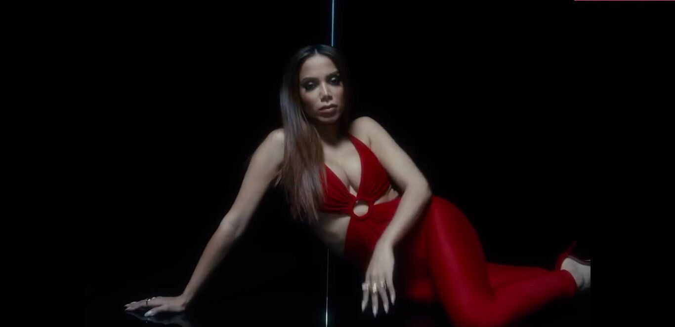 Anitta nue #107705218