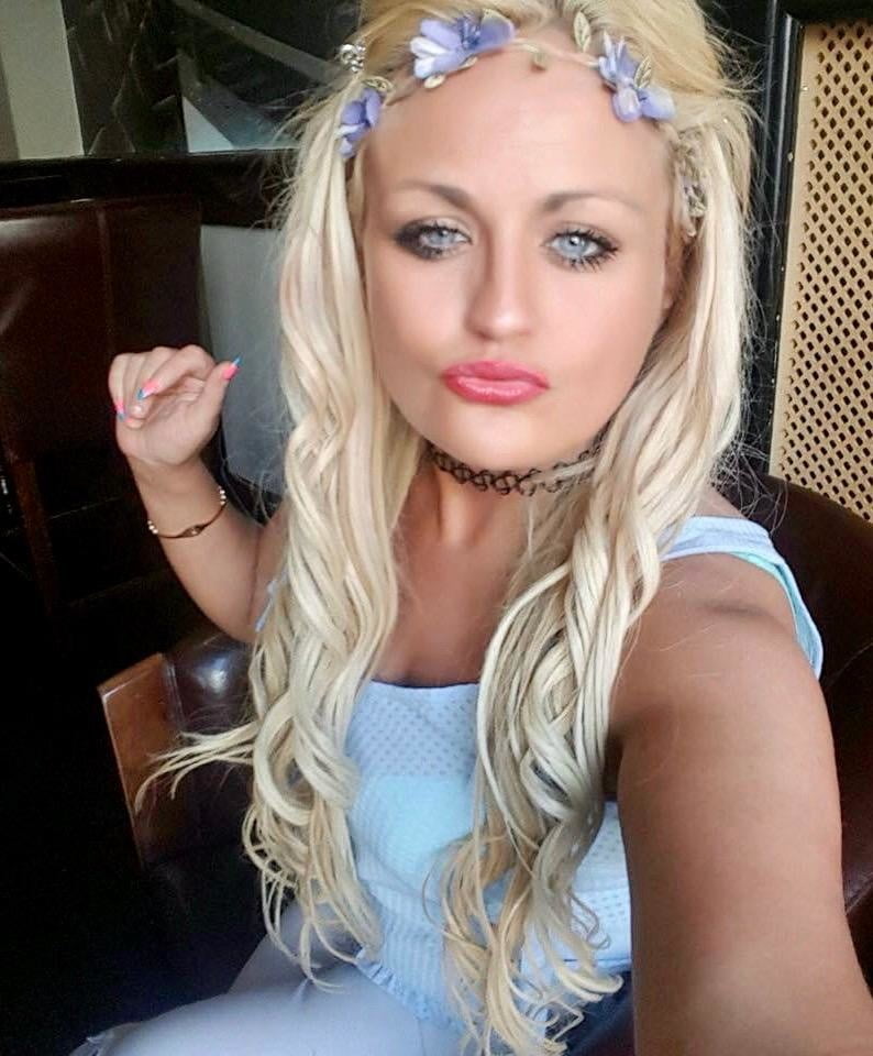 Mujeres sexy #215
 #92593718