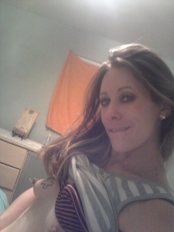 Ex milf gf expuesta 6
 #96250666