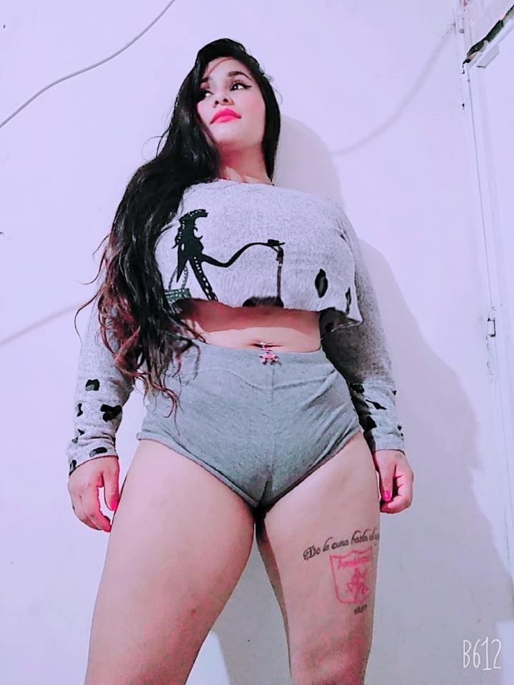 Puta y su cornudo #97079297