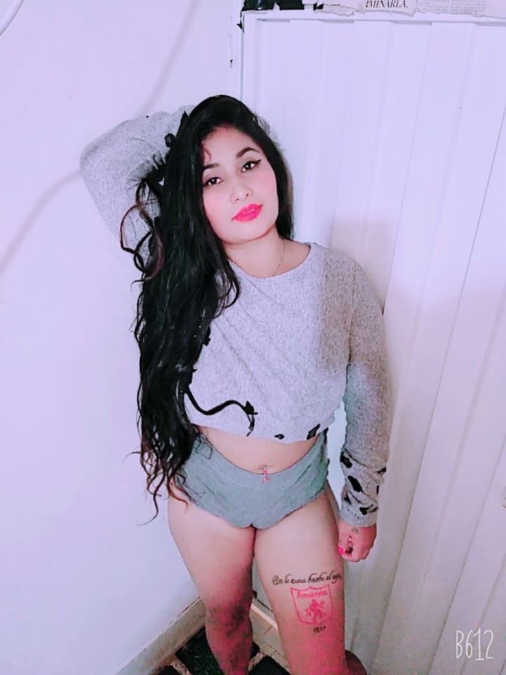 Puta y su cornudo #97079300