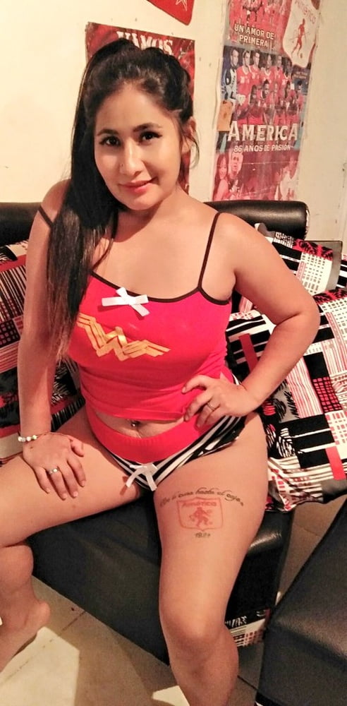 Puta y su cornudo #97079352