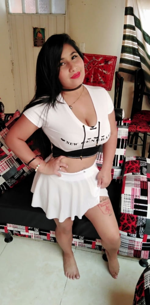 Puta y su cornudo #97079364