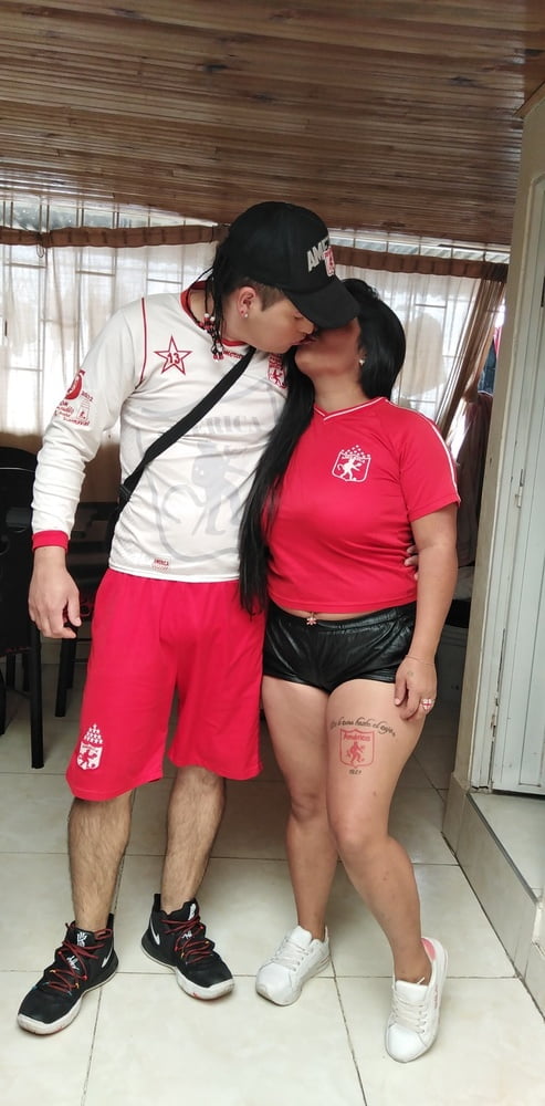 Puta y su cornudo #97079466