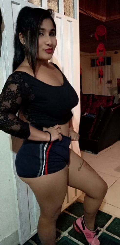 Puta y su cornudo #97079579