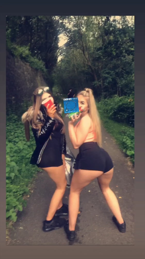 Random chicks 90 #80302244