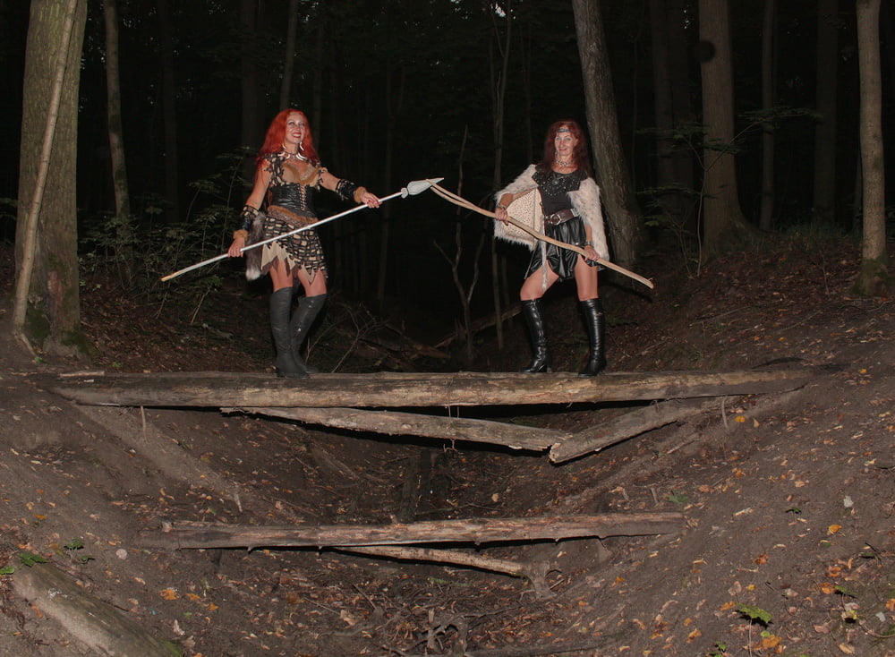 Savage Girls on Log together #106652764
