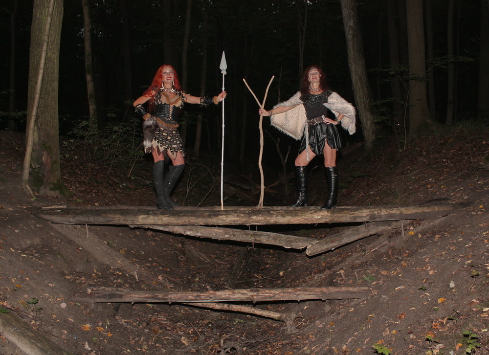 Savage Girls on Log together #106652766