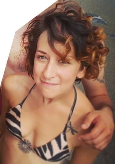 Putas del mundo
 #81026415