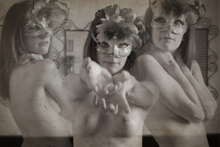 Putas del mundo
 #81026444