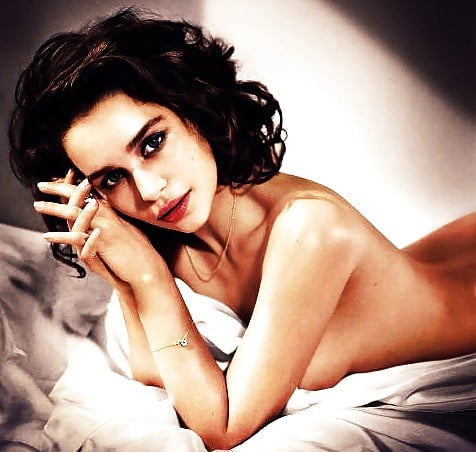 Emila Clarke Hot Pics #103873448