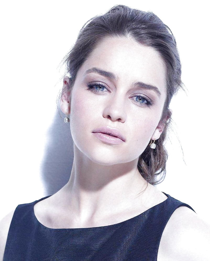 Emila Clarke Hot Pics #103874450