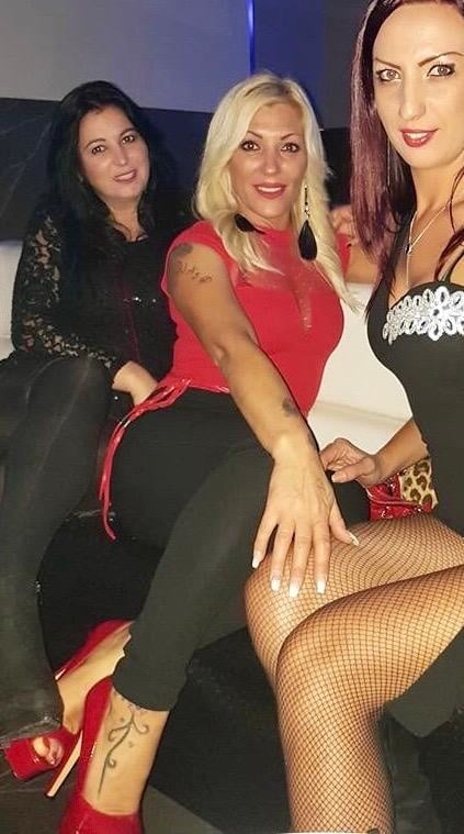 Sexy piernas cruzadas #23
 #92654493