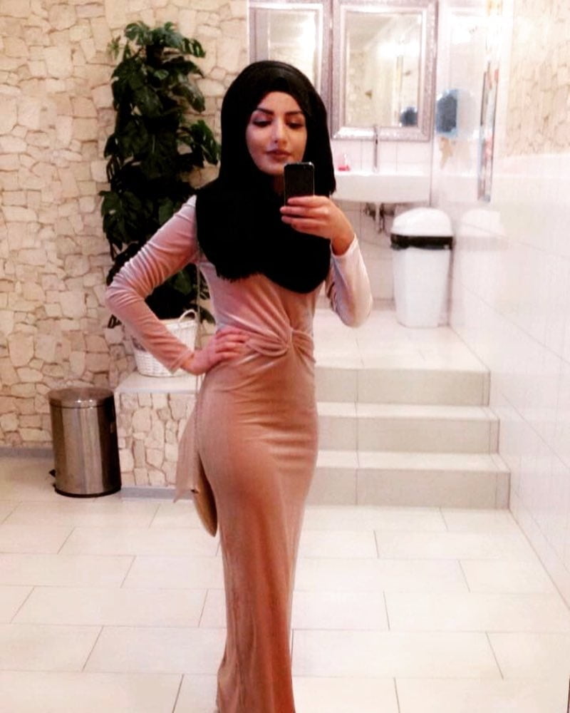 Heiße türkische Instagram-Hijab-Dame
 #79715894