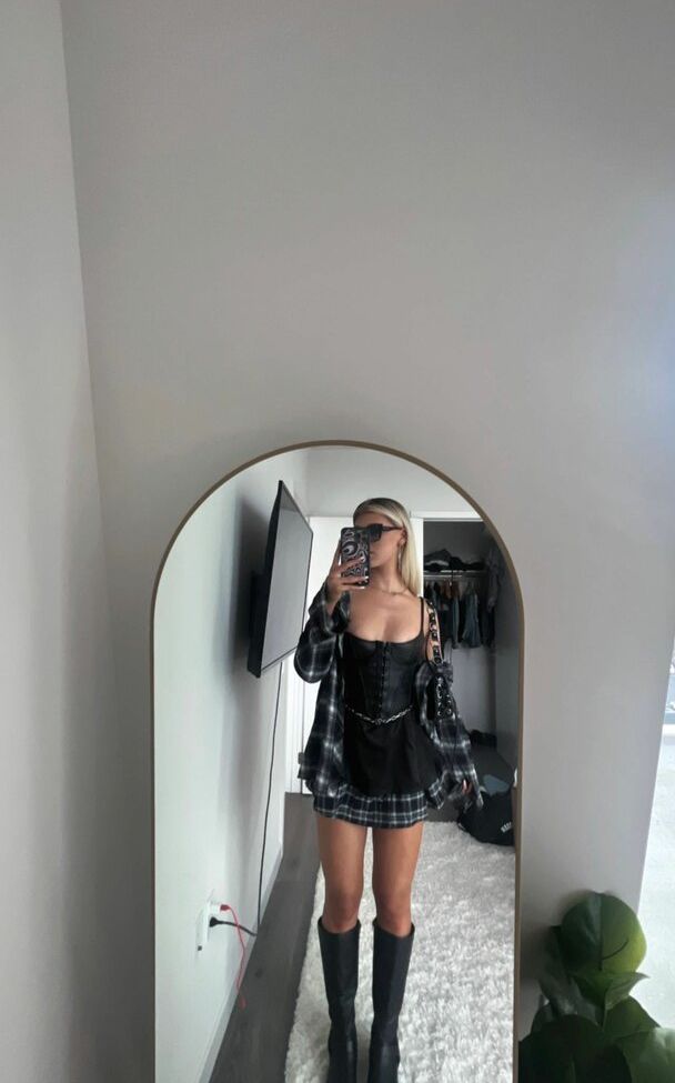 Loren Gray desnuda #107891136