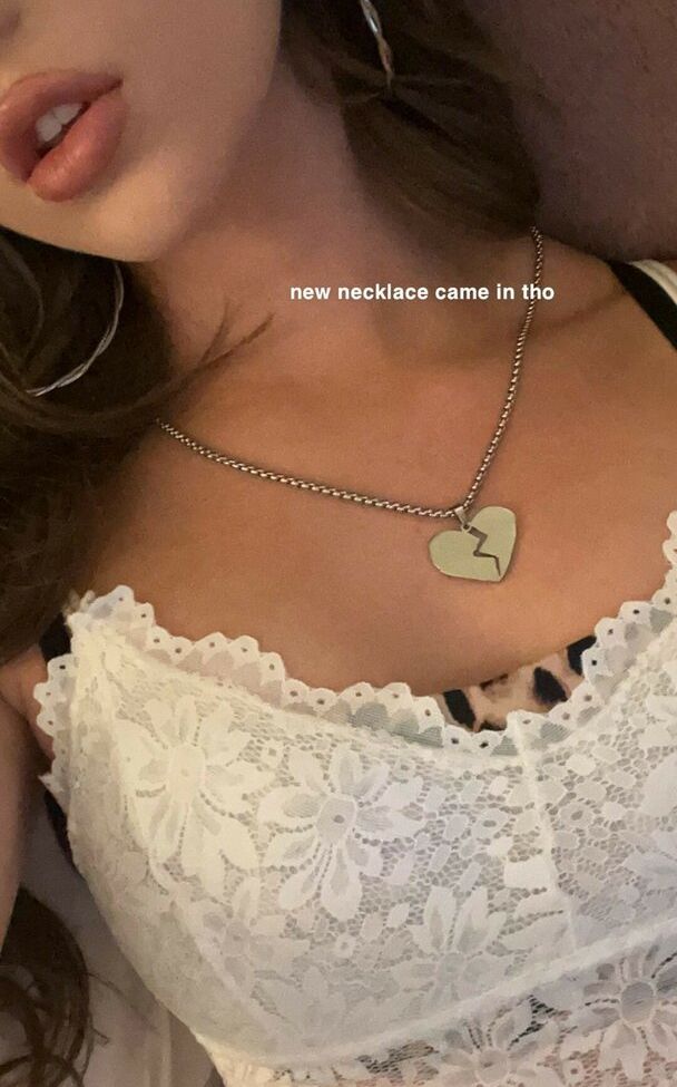 Loren Gray desnuda #107891150