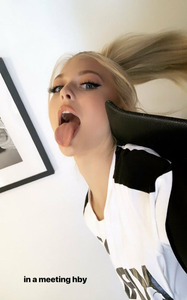 Loren Gray desnuda #107891215