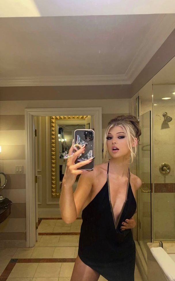 Loren Gray desnuda #107891237
