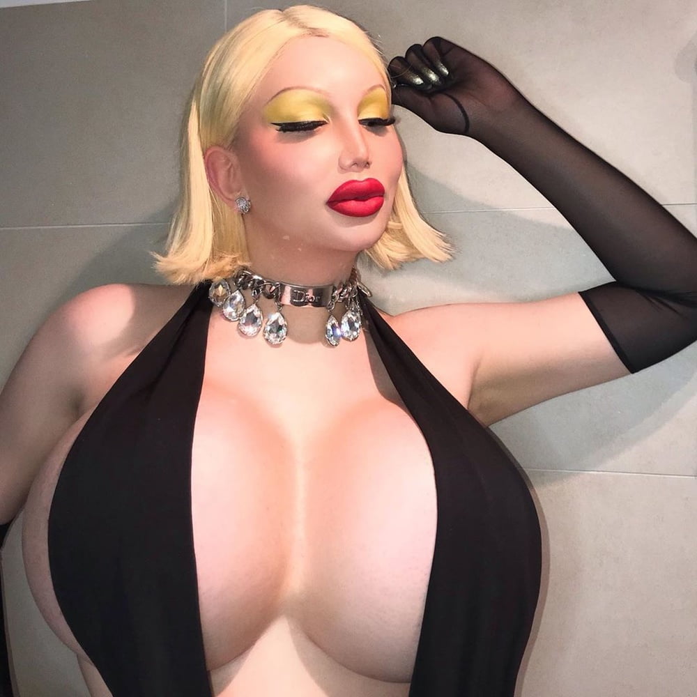 Amazing bimbos - horny plastic & fake tits sluts 15
 #95939911