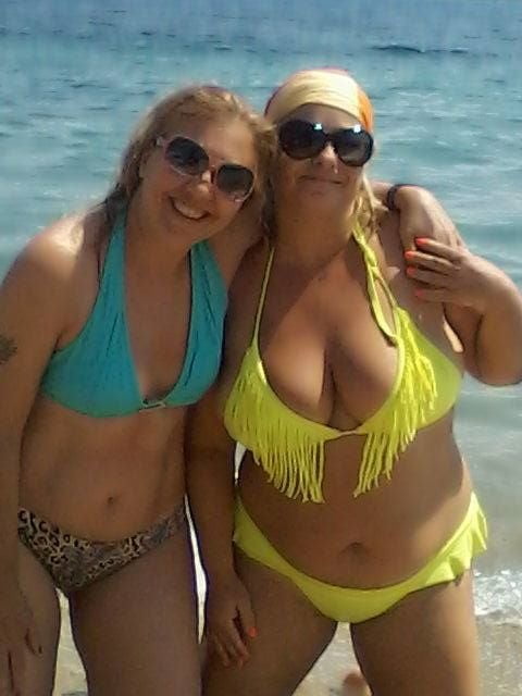 Griechische sexy Milf mit großen Titten von Facebook genommen
 #91458263