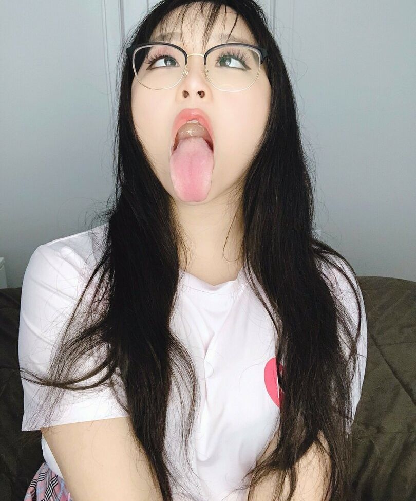 Ambiiyah desnuda #108302190