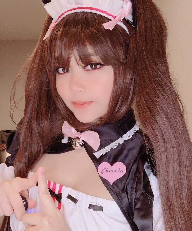 Ambiiyah desnuda #108302340