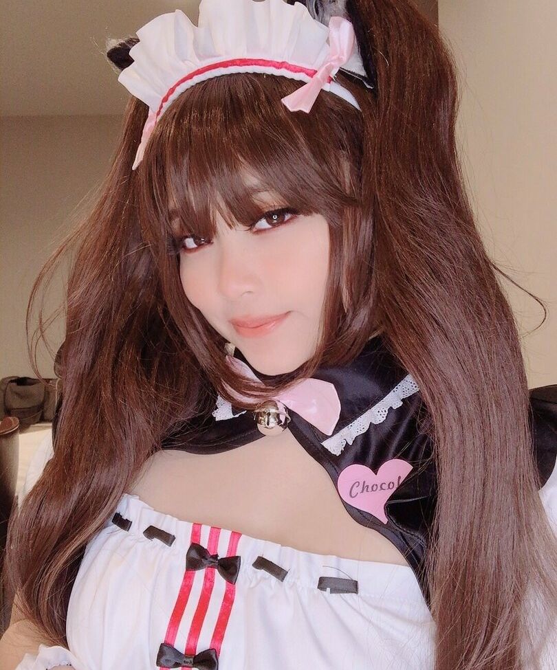 Ambiiyah desnuda #108302381