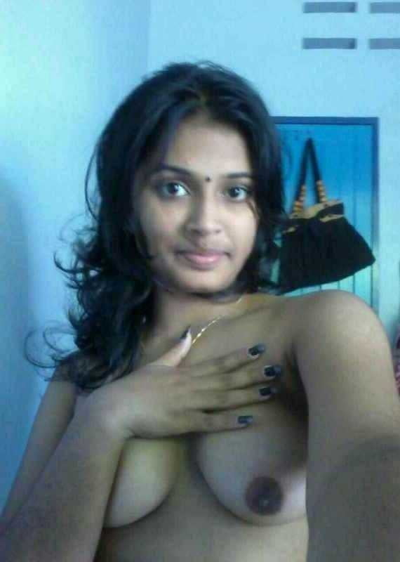 Indische nackte Mädchen
 #100165382