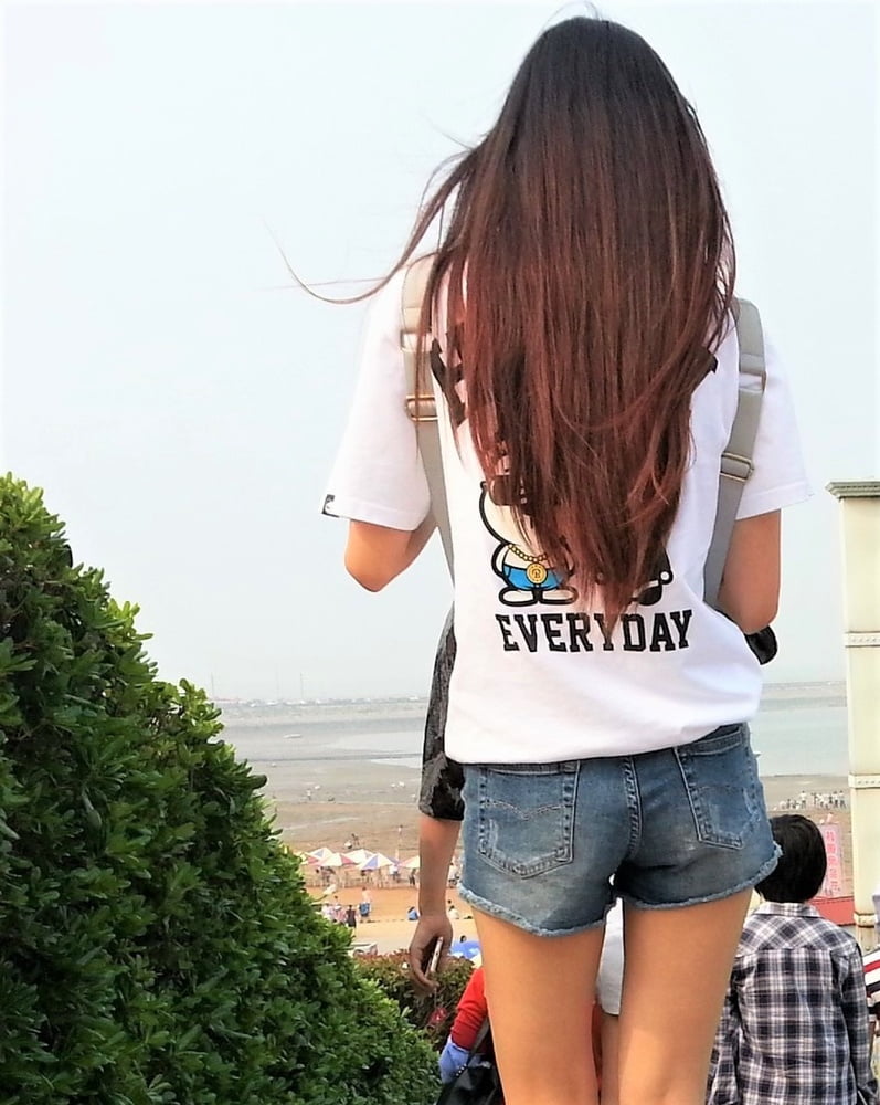 Voyeur: Chinese skinny bums in shorts.... #100086059