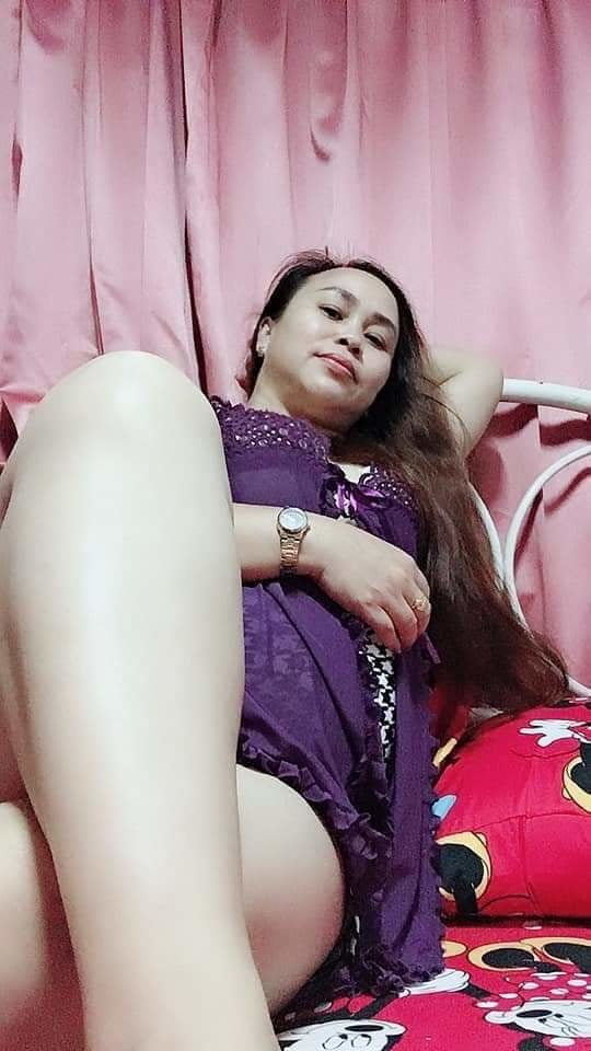 Ibu cantik berdada besar #95372874