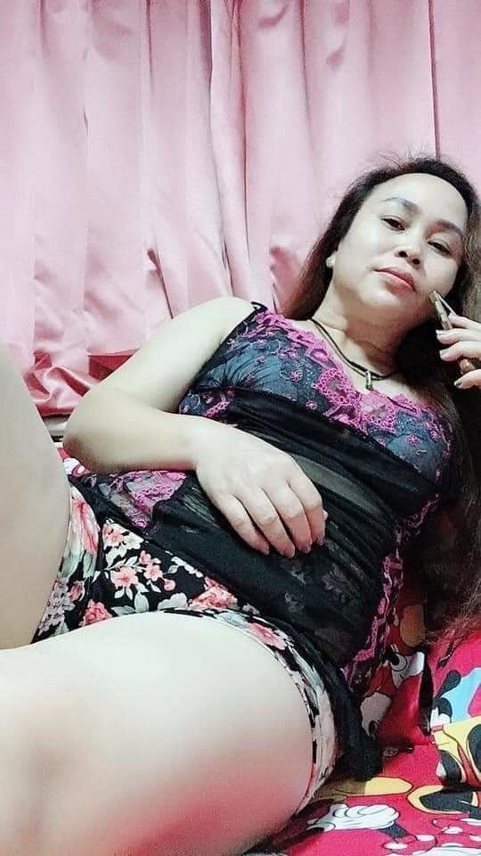 Ibu cantik berdada besar #95372954