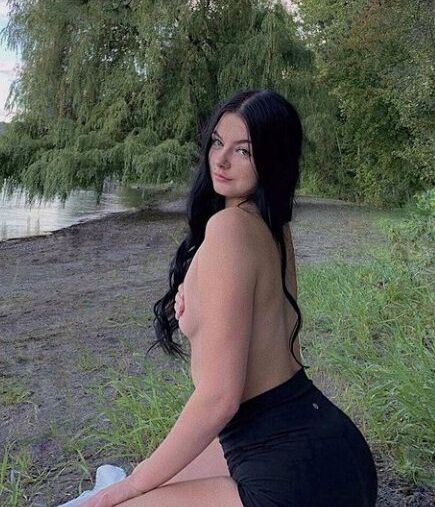 Roe222 nackt #108241554