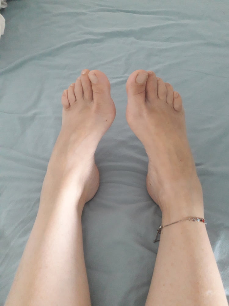 Meine sexy Füße für Footjob
 #106647532