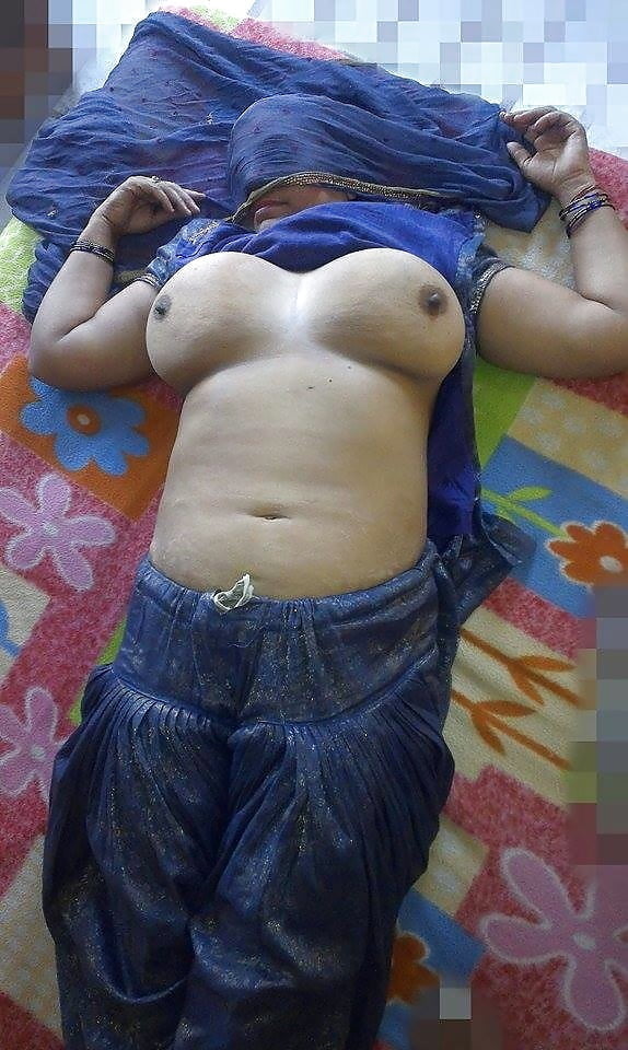 Desi aunty boobs #93392726