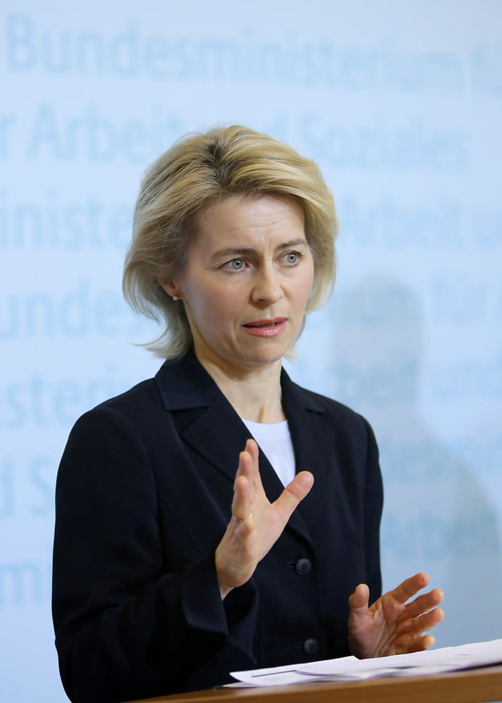 Ursula von der Leyen #102349275