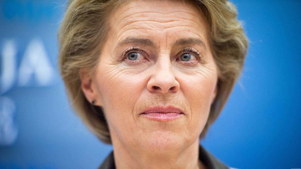 Ursula von der leyen
 #102349597