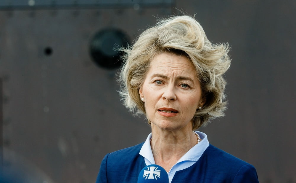 Ursula von der Leyen #102349639