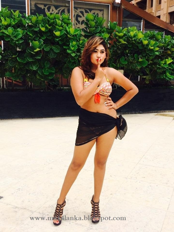 Piumi Hansamali #80778768